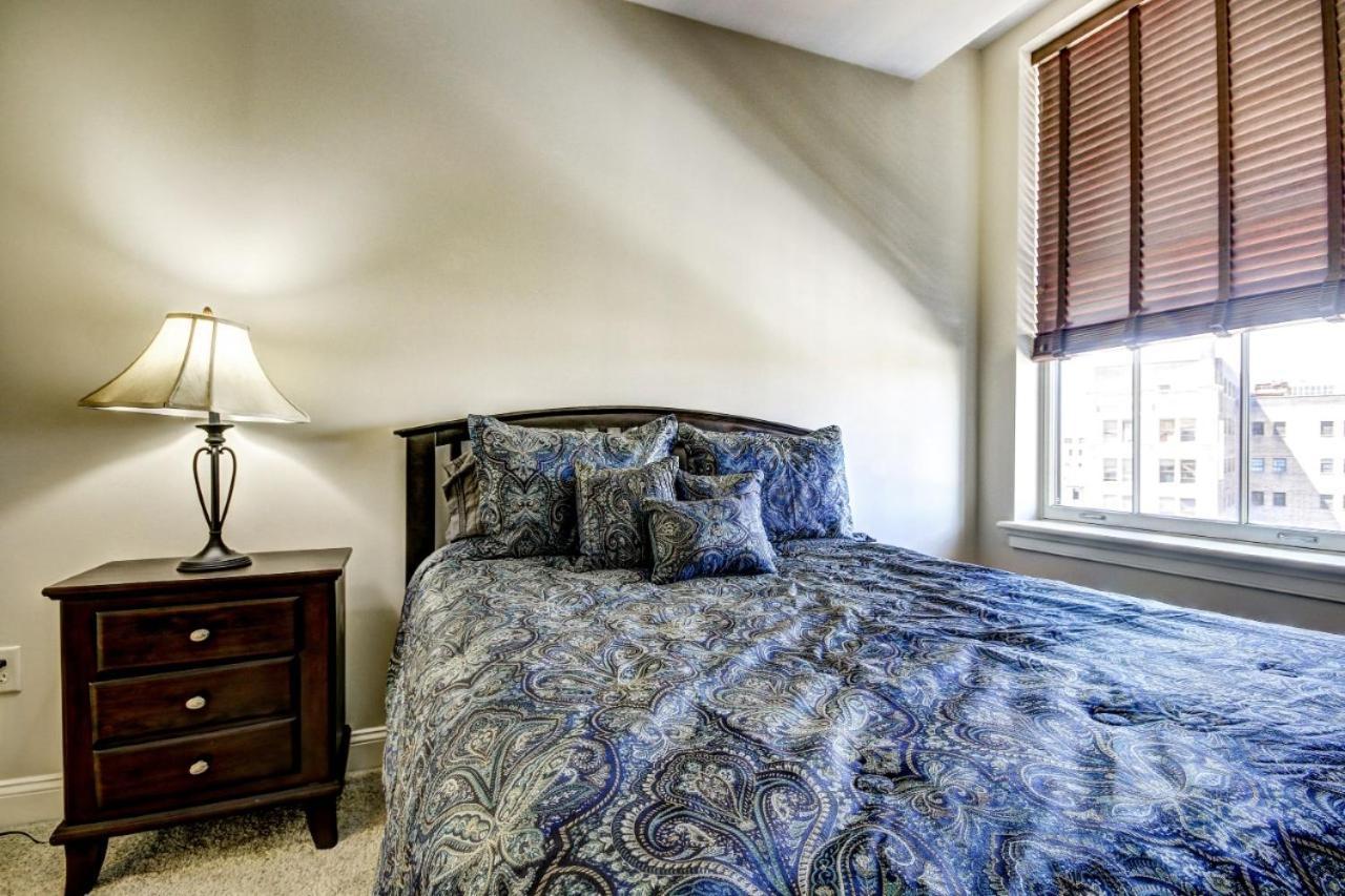Harbor Free Indoor Parking Apartment
