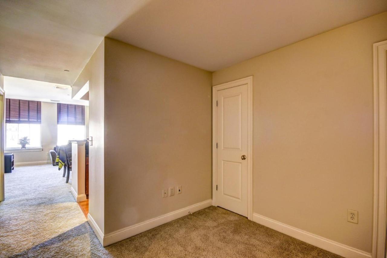 Apartment Harbor Free Indoor Parking Baltimore