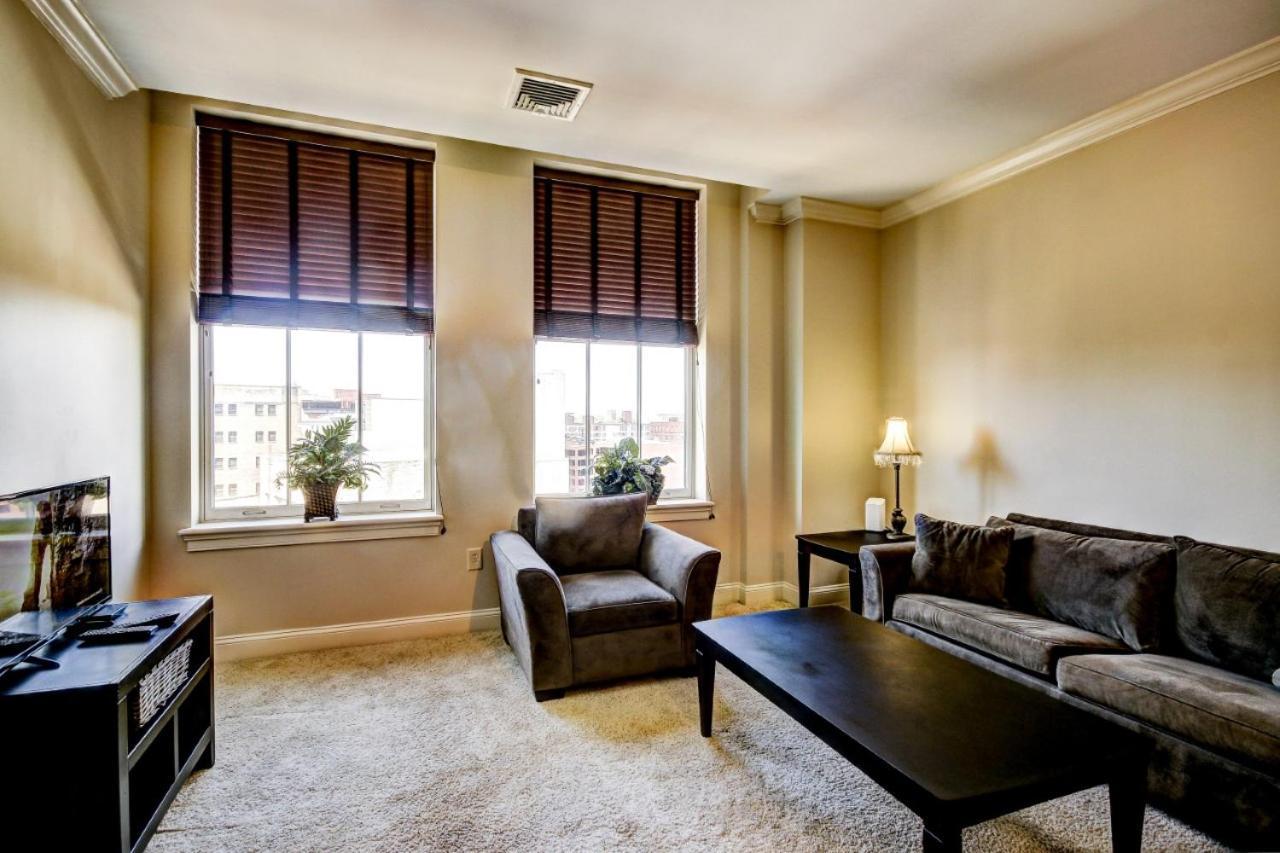 Harbor Free Indoor Parking Apartment