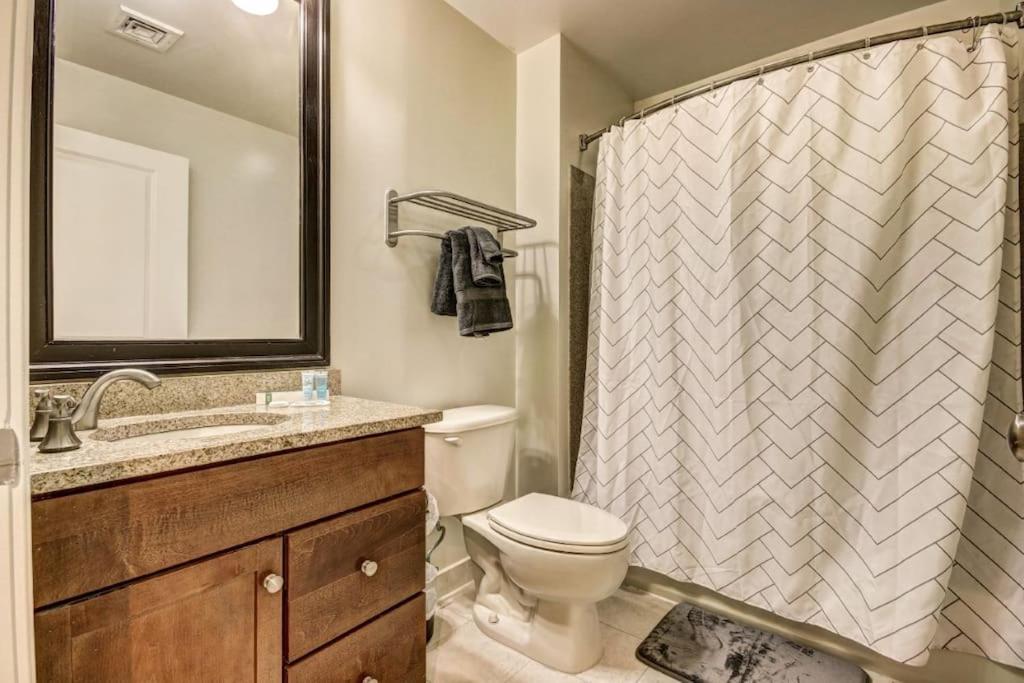 Harbor Free Indoor Parking Apartment