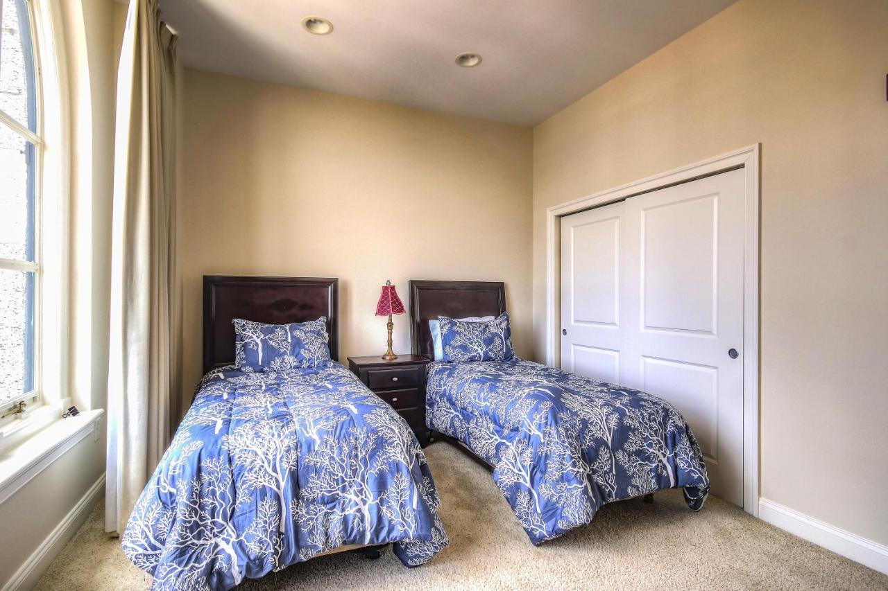 Harbor Free Indoor Parking Apartment *