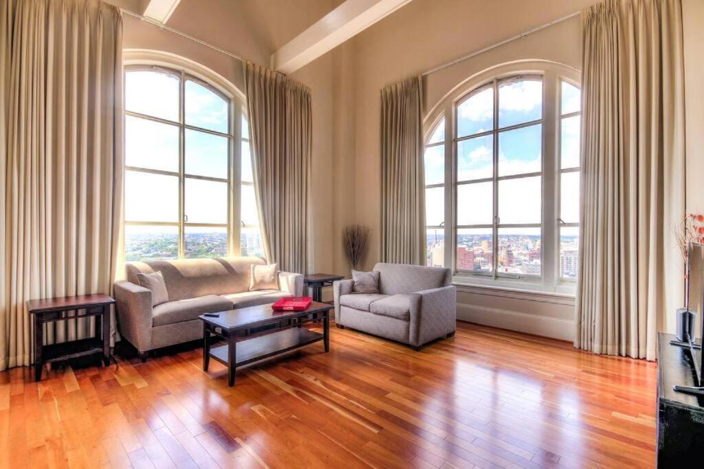 Harbor Free Indoor Parking Apartment Baltimore