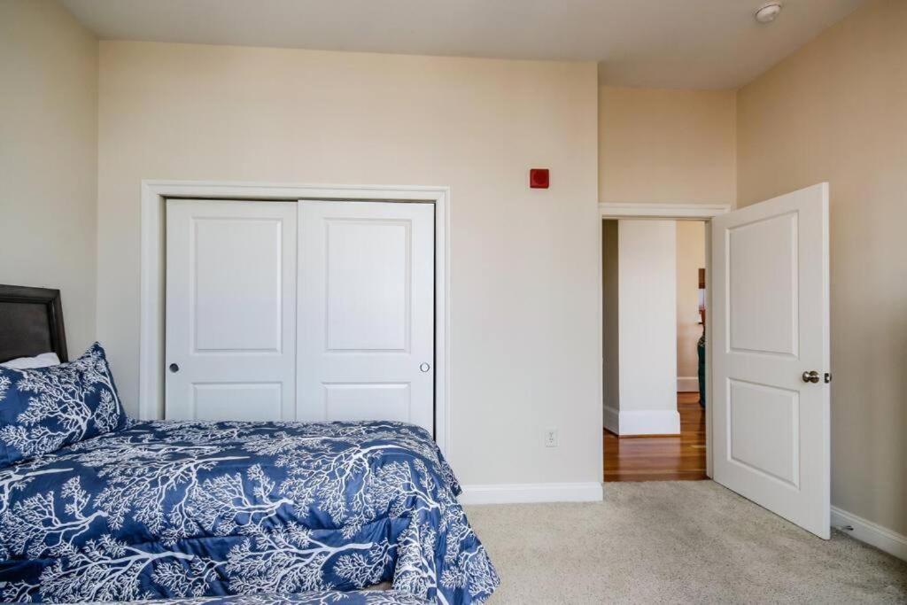 Harbor Free Indoor Parking Apartment