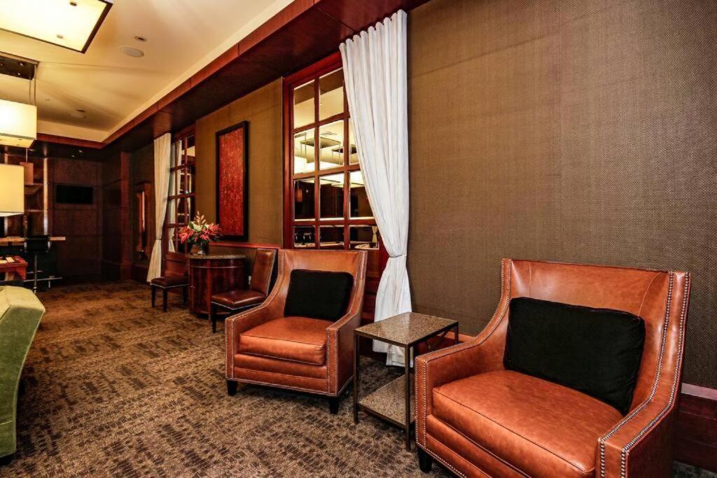 Harbor Free Indoor Parking Apartment Baltimore